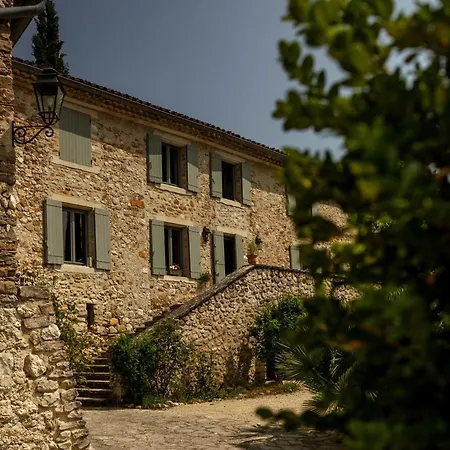 Casa Ostara 3*